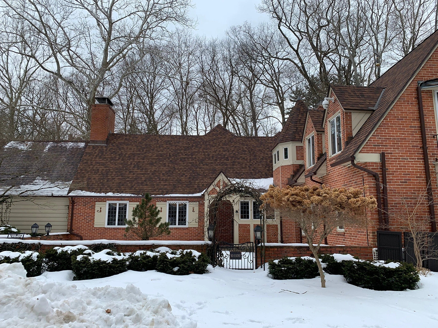 Residential Roof Replacement in Winter