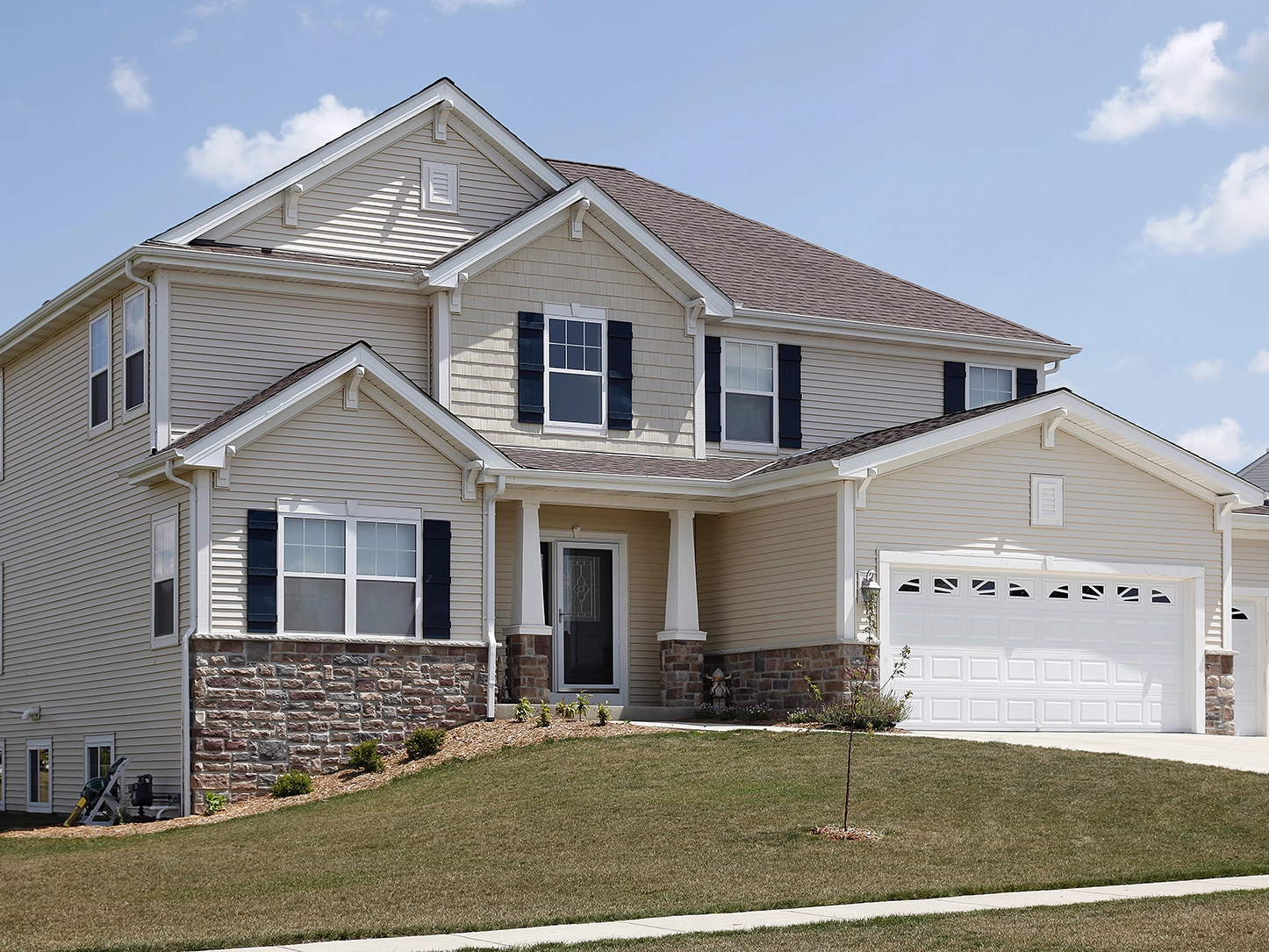 Expert Siding Installation - Dayton, OH