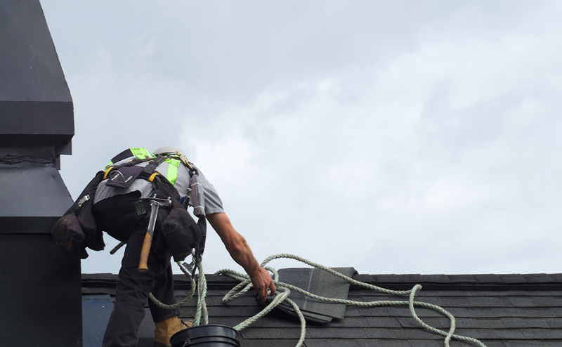 Repairing a roof in Oakwood Ohio