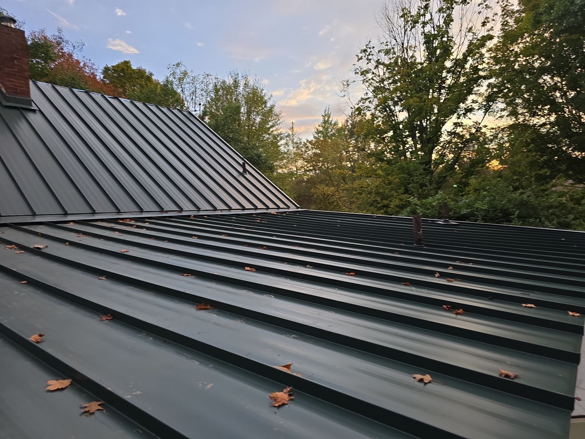 Metal roof installation in Dayton ohio