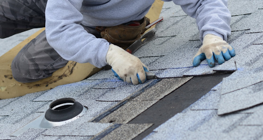 do roofers clean up after installation